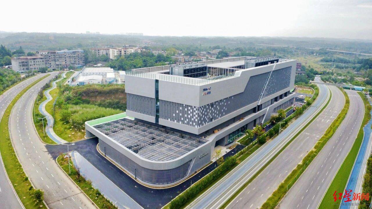 中供暖暖气来自地下100米成都这所高校新校区开启集(图1) 中供暖暖气来自地下100米成都这所高校新校区开启集(图1)